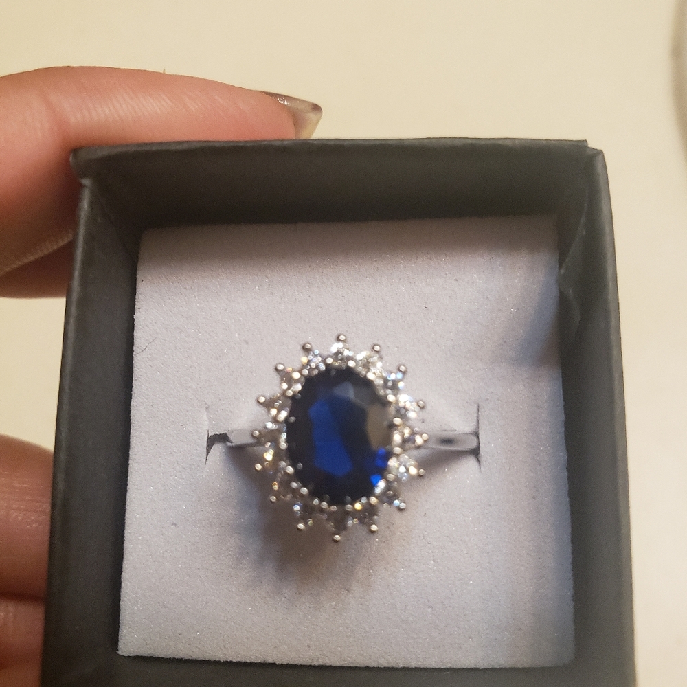 Saphire Engagement Ring